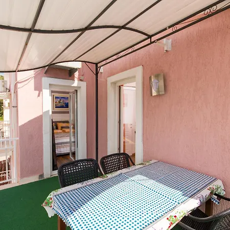 Guest house Stil-vila Trogir